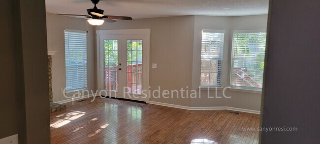 Building Photo - 2127 Morris Hill Rd