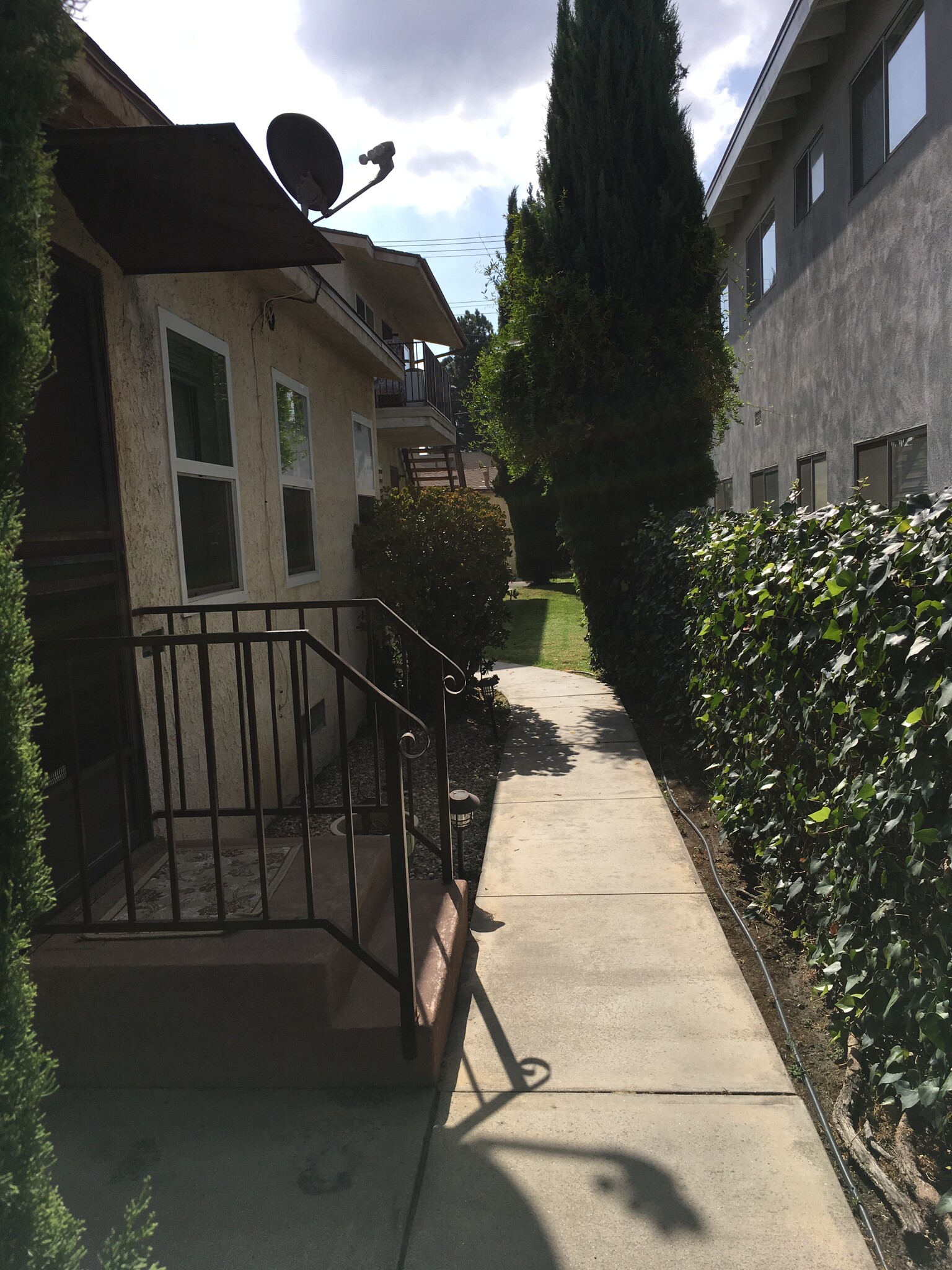 Pathway - 322 Cornell Dr