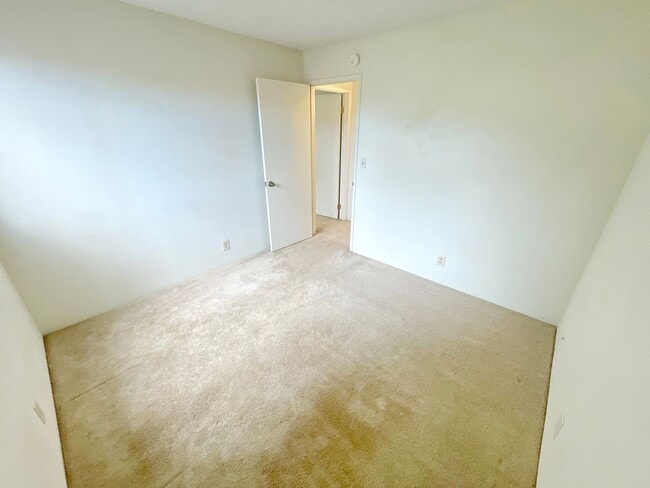 Building Photo - Ground Floor Kihei Villages Unit - Fenced ...