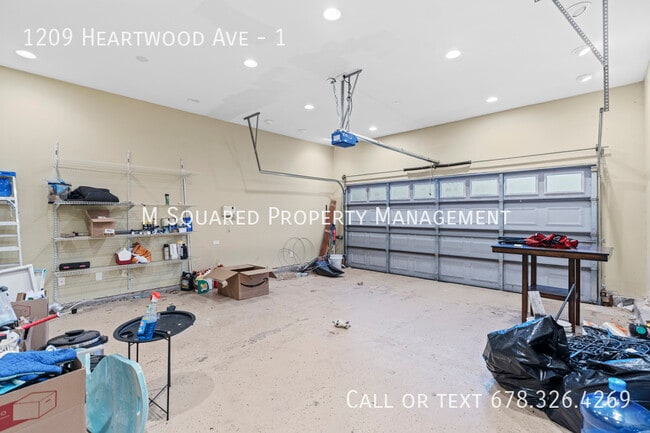 Building Photo - 1209 Heartwood Ave