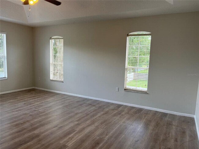 Building Photo - 820 Stone Chapel Ct