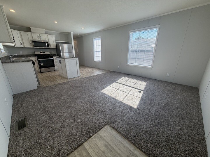 Building Photo - 15329 Danseur Dr