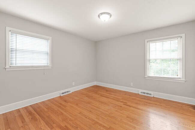 Building Photo - 3 Bedroom Home in South Charlotte