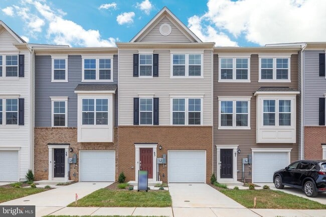 Building Photo - 63 Arsberg Dr