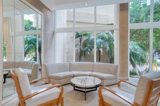 Building Photo - 770 Claughton Island Dr