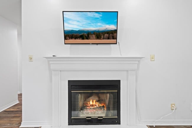 Building Photo - 87133 Golf Club Dr