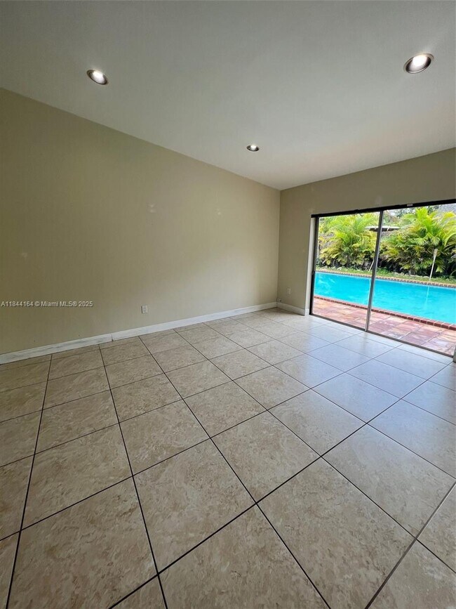 Building Photo - 10511 SW 145th Ct