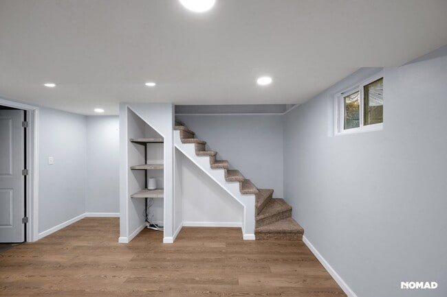 Building Photo - Spacious 3BR House in Denver
