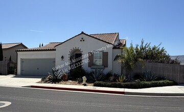 Building Photo - 4464 Lazo Dr