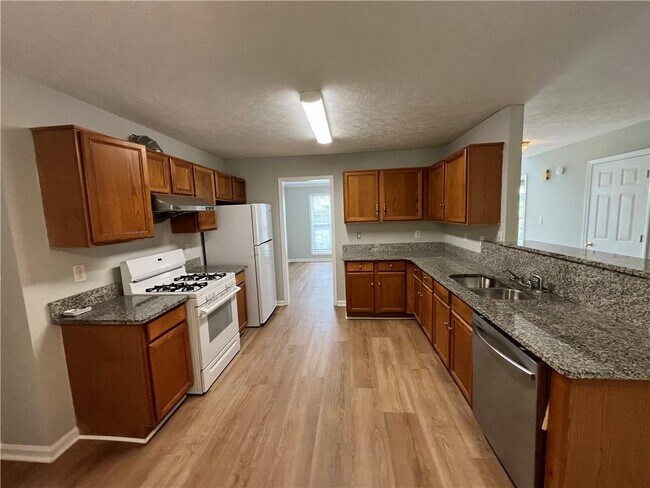 Building Photo - 3219 Roundfield Cir