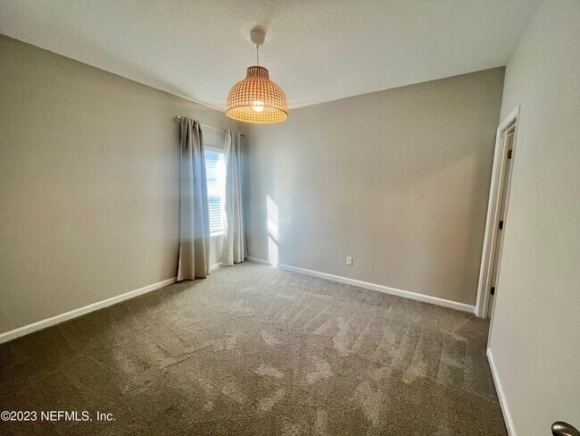 Building Photo - 2117 Hawkeye Pl