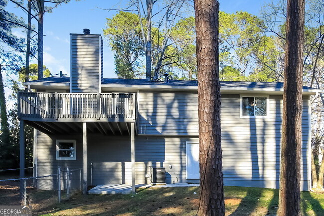 Building Photo - 3230 Revere Cir