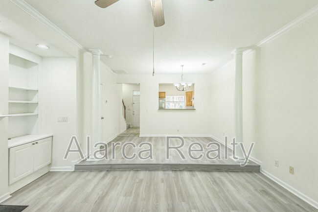 Building Photo - 11418 Savannah Creek Dr