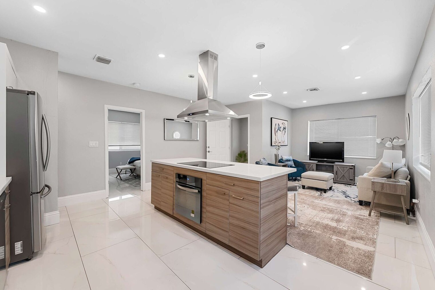 Building Photo - 2227 Cody St