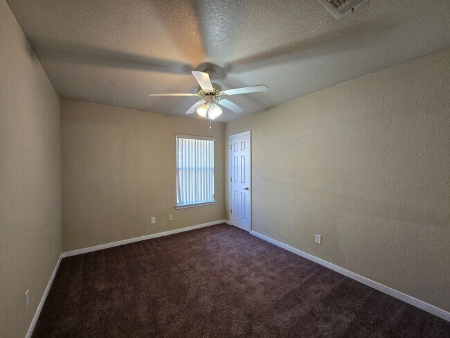 Building Photo - 3804 Littleleaf Ct