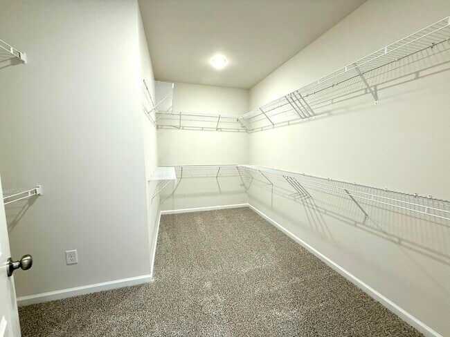 Building Photo - 9068 Malahide Ln