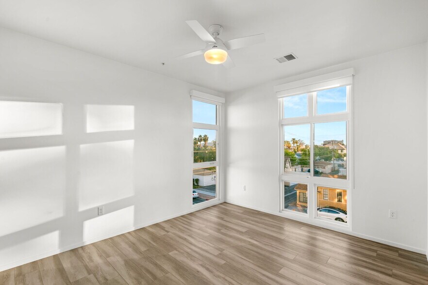 Master Bdrm - 519 S 6th St
