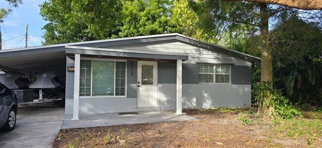 Building Photo - 5727 Cody St