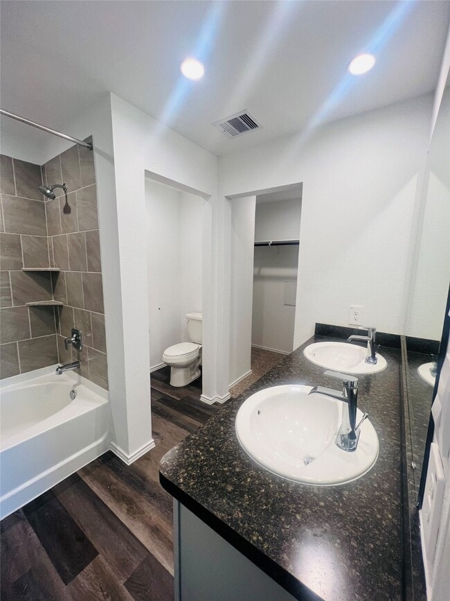 Building Photo - 5211 Mossdale Blf Ln