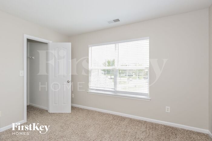 Building Photo - 13724 Fairplains Ct