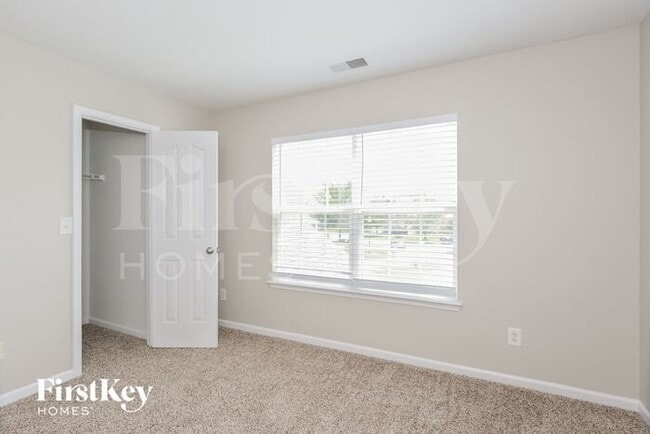 Building Photo - 13724 Fairplains Ct