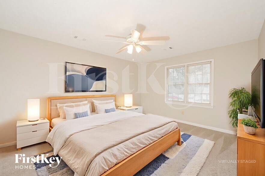 Building Photo - 1433 St Dunstans Rd