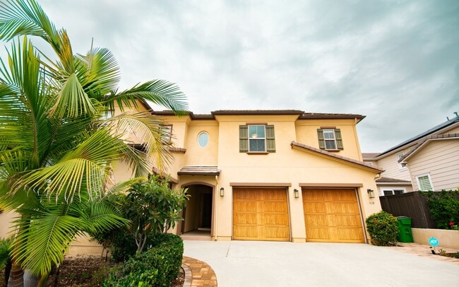 Building Photo - Modern Carlsbad Retreat-Walk to Beach, Vil...