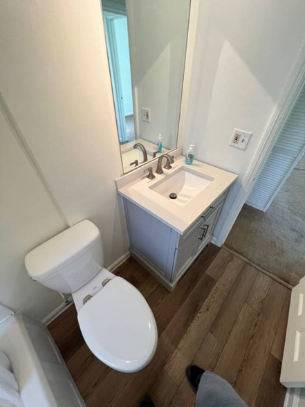 Building Photo - 1007 Gott St