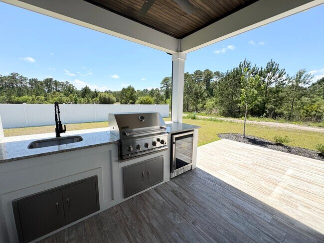 Building Photo - Myrtle Beach - 4 Bedroom / 2 Bathroom Custom Home