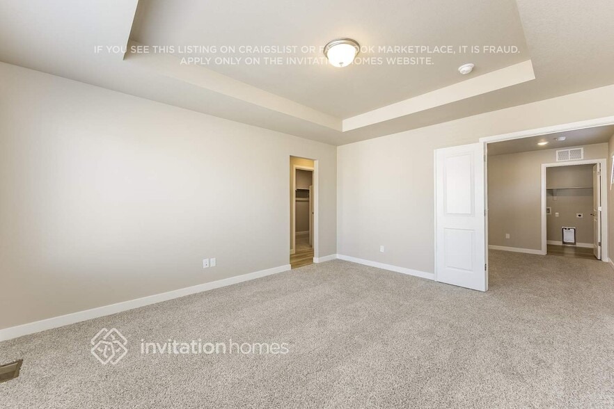 Building Photo - 13633 Arriba Dr