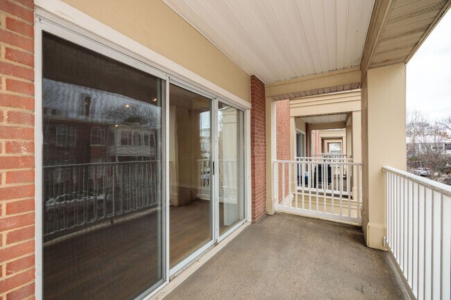 Building Photo - 2100 Grove Ave