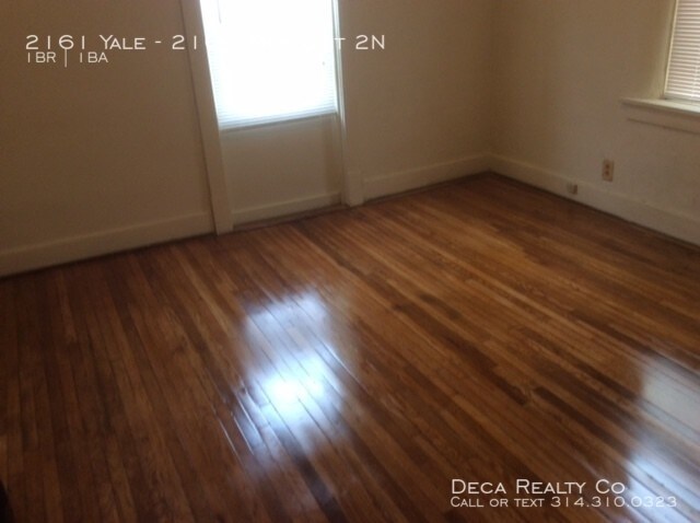Building Photo - 2161 Yale Ave
