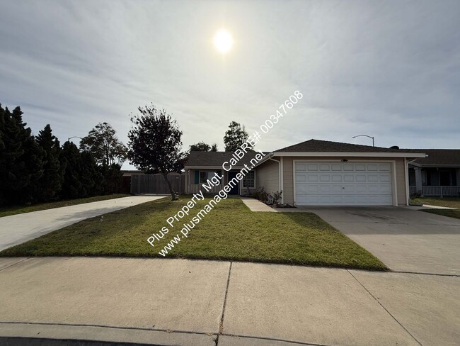 Primary Photo - Single Story Home Located Near West Gate D...