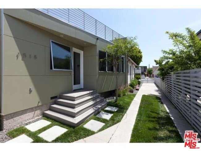 Building Photo - 1515 Orange Grv Ave