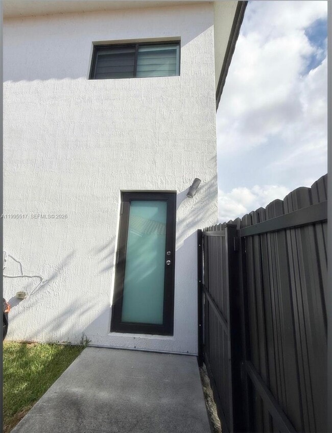 Building Photo - 20018 SW 122nd Ave