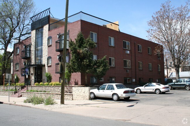 Building Photo - Boutique Apartments