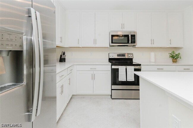 Building Photo - 5835 Double Eagle Cir