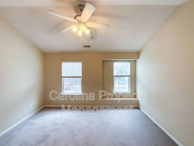 Building Photo - 217 Arlington Downs Blvd