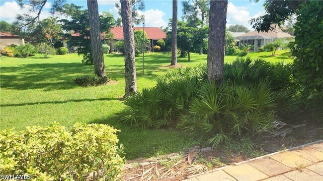 Building Photo - 2074 Pine Isle Ln