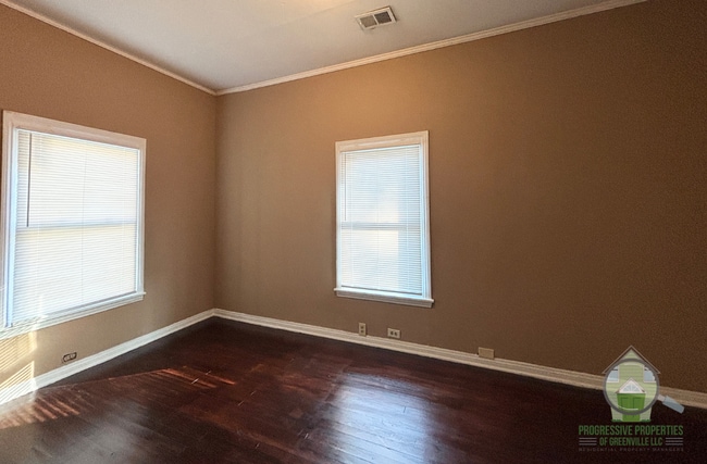 Building Photo - 43 Seyle St