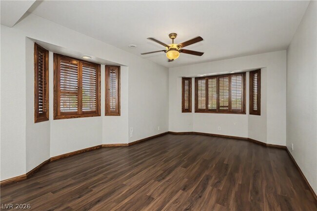 Building Photo - 6908 Kinkenon Dr