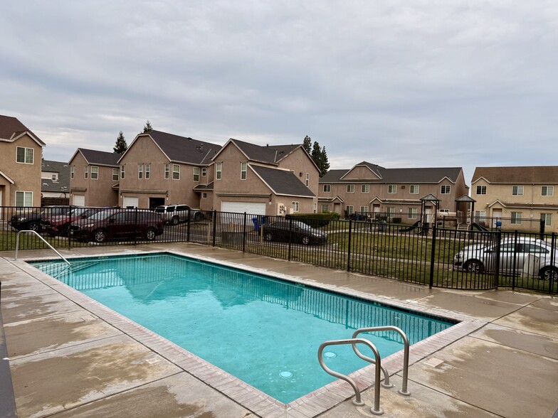 Primary Photo - Ashley Estates