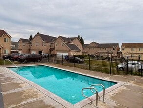 Building Photo - Ashley Estates