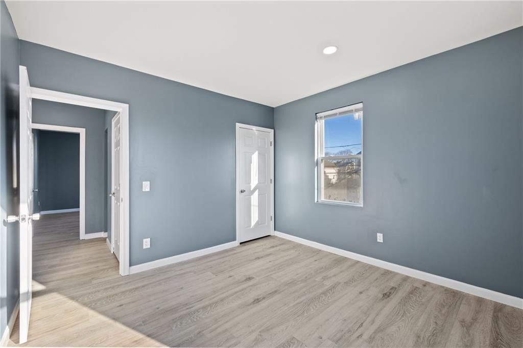 Building Photo - 18 Loreto St