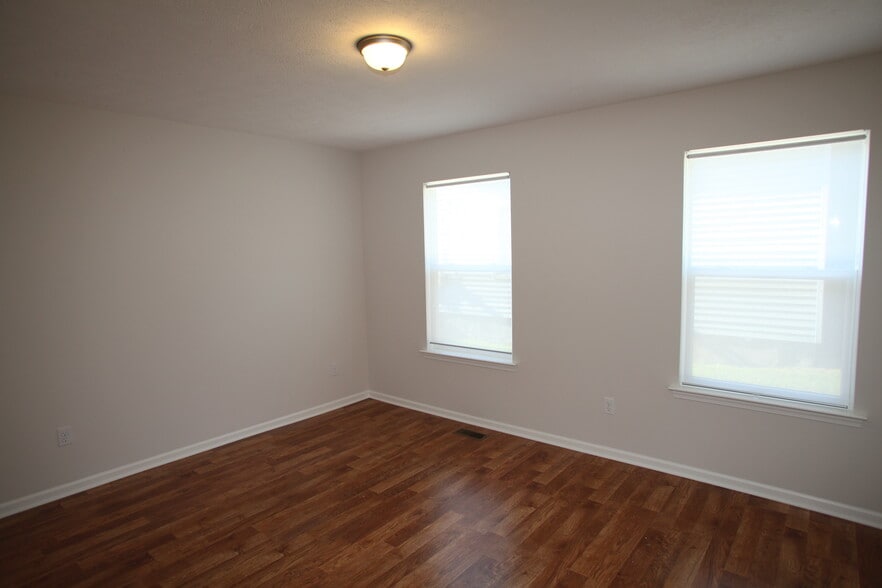 Building Photo - 808 Greene St