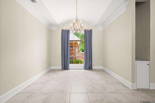 Building Photo - 19537 S Harrells Ferry Rd