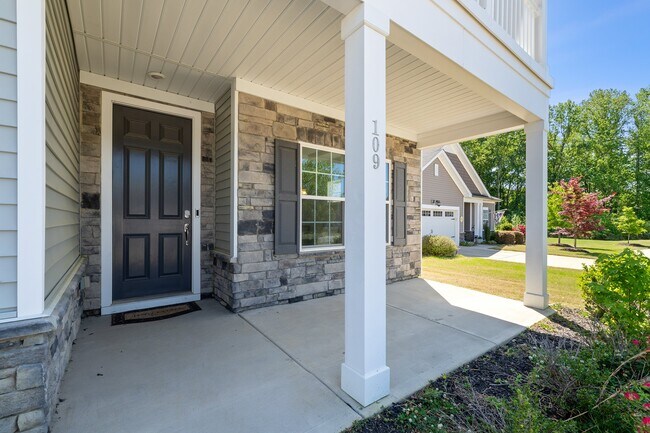 Building Photo - 109 Barnwell Loop