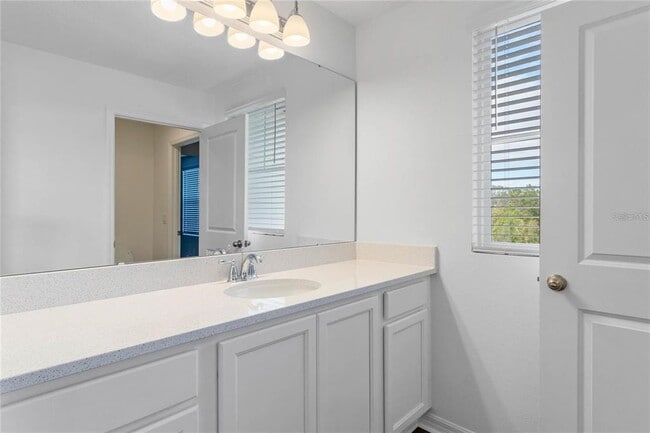 Building Photo - 1808 Sanibel Dr