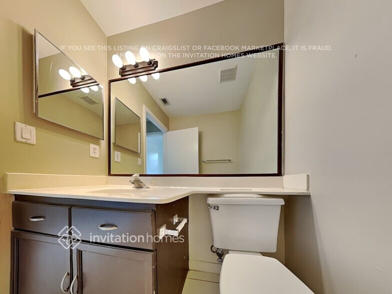 Building Photo - 1776 Harborside Cir