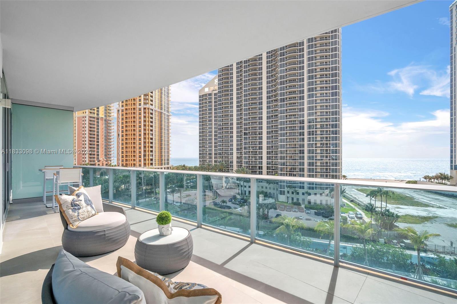 Building Photo - 17550 Collins Ave